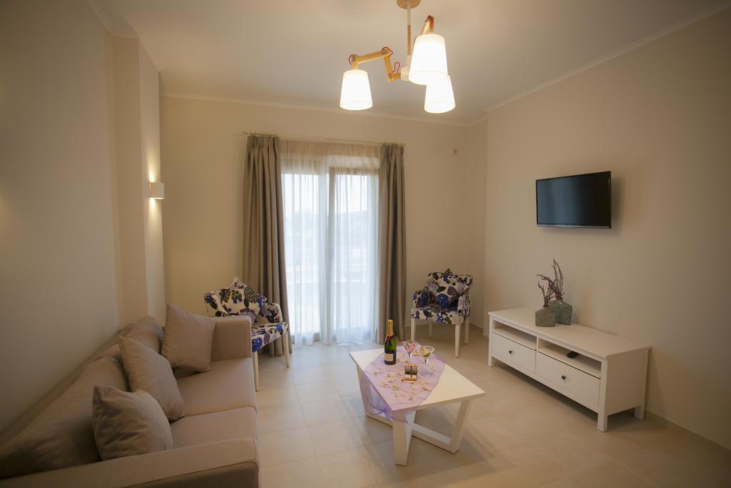 Aktaia Boutique Hotel อัมมูเดีย ห้อง รูปภาพ